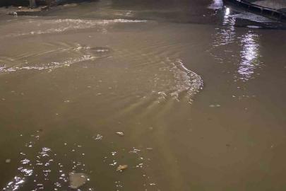 Maltepe’de yollar göle döndü