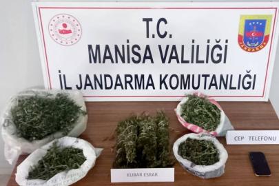 Manisa jandarmasından uyuşturucu operasyonu: 3 tutuklama