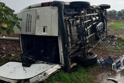 Manisa’da kamyonet devrildi: 1 ölü, 1 yaralı