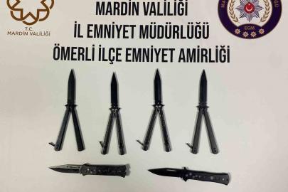 Mardin’de seyyar satıcıda kelebek ve sustalı bıçak yakalandı