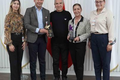 Medical Point İzmir Hastanesine çifte gurur