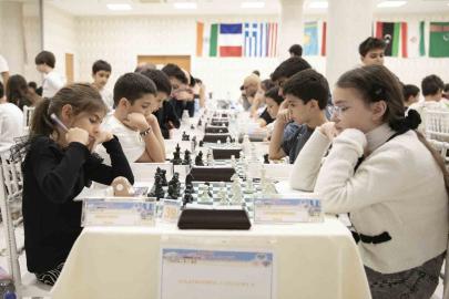 Mersin’de 9. Uluslararası Satranç Turnuvası başladı