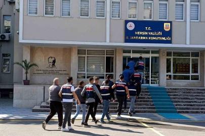 Mersin’de aranan 26 şahıs jandarma ekiplerince yakalandı