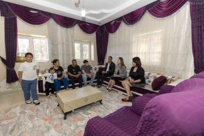 Mersin’de öğrenciler için evde eğitim takibi başladı