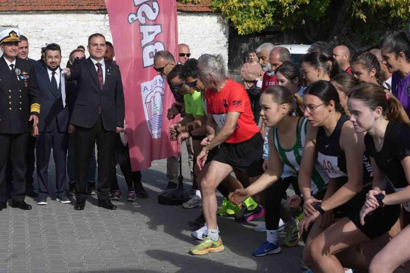 Muğla’da ‘Atatürk’e Saygı Gençlik Koşusu’ gerçekleşti