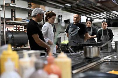 Muratpaşa’da 50 işletmeye Gold Town hijyen bilgilendirmesi yapıldı