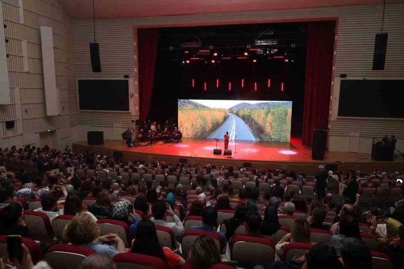 Öğretmenler konserde buluştu