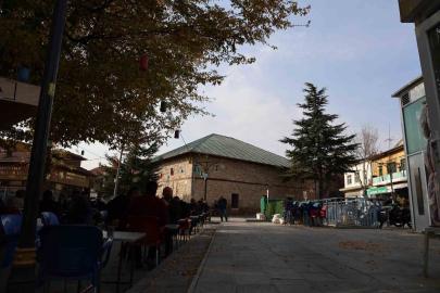 Osmanlı Mirası 161 yıllık Kırşehir Camii kırlangıç tavanıyla göz kamaştırıyor