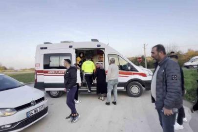 Otomobil ile motosiklet çapıştı: 2 yaralı