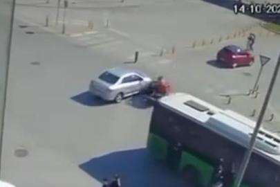 Otomobil motosiklet ile çarpıştığı kaza güvenlik kamerasına yansıdı