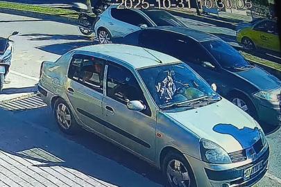 Otomobile arkadan çarpan motosiklet sürücüsü yaralandı