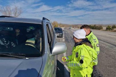 Özel öğrenciler polis üniforması ile denetim yaptı
