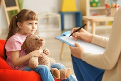 Peş peşe depremler sonrası ebeveynlere önemli uyarılar