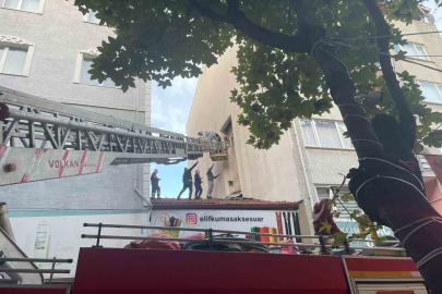 Polisten kaçmaya çalışırken baca boşluğuna sıkıştı