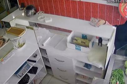 Sadaka kutusunu çaldı