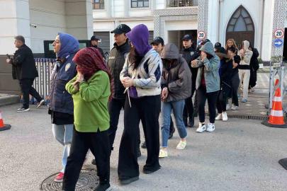 "Sahte bungalov" çetesine dev operasyon: Hesaplarında 35 milyon TL hareketlilik tespit edildi