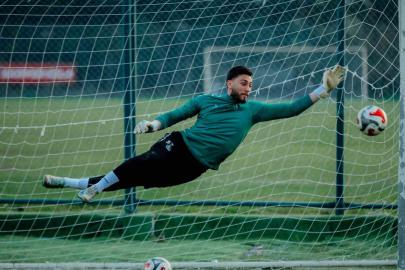 Sakaryaspor, İstanbulspor mesaisinde