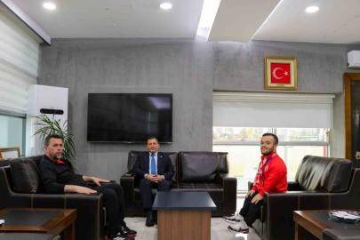 Şampiyondan İl Müdürü Kabakcı’ya ziyaret