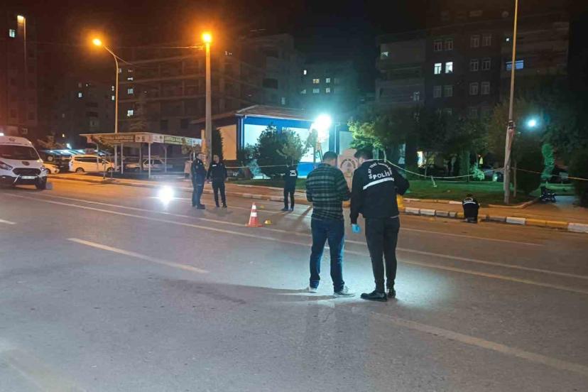 Şanlıurfa’da silahlı kavgada ağır yaralanan genç hayatını kaybetti
