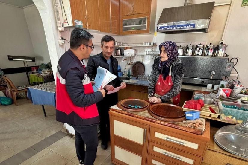 Şaphane’de kahvehane ve çay ocaklarında gıda denetimi