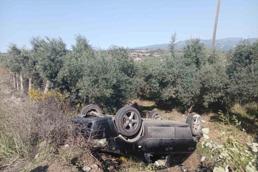 Şarampole yuvarlanan otomobildeki anne ve 5 yaşındaki çocuğu yaralandı