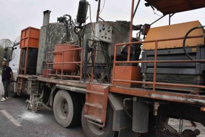 Şerit çizme makinesinin kazanı patladı: 2 işçi yaralandı