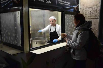 Sınav haftasında öğrencilere sıcak bir mola