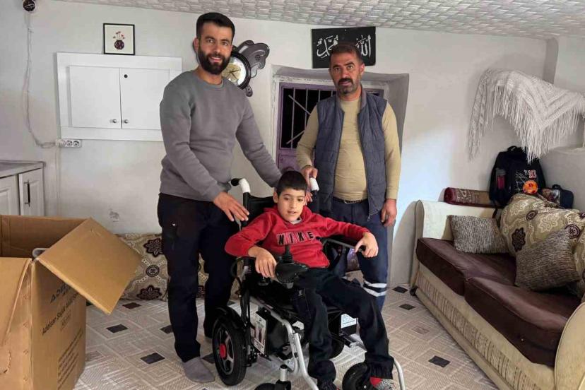 Şırnak’ta engelli çocuğun hayalini polis gerçekleştirdi