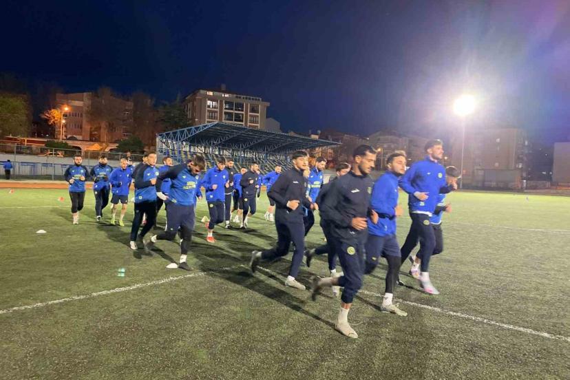 Söğütspor, Yalovaspor maçının hazırlıklarını sürdürüyor