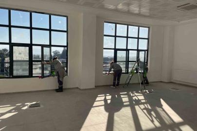 Söke’de yeni kaymakamlık binasında hazırlıklar sürüyor