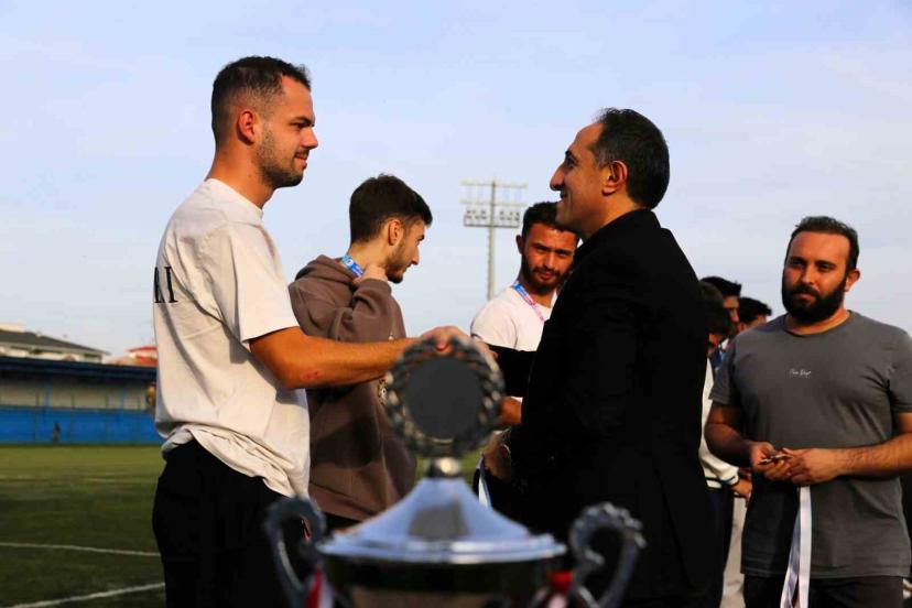 SUBÜ ev sahipliğinde düzenlenen ÜNİLİG Futbol Bölge Şampiyonası tamamlandı
