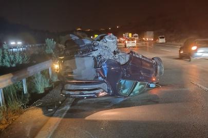 TAG Otoyolu’nda otomobil bariyerlere çarptı: 1 ölü