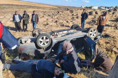 Takla atan otomobilde aynı aileden 4 kişi ağır yaralandı