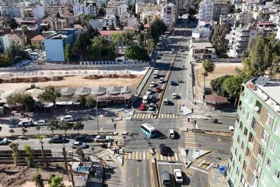 Tarsus’ta kavşak düzenlemesi ile trafik nefes aldı