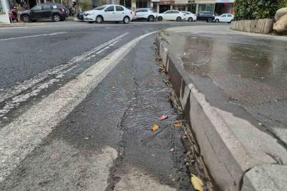 Tekirdağ’da su patlağı milli serveti caddeye akıttı: Tonlarca içme suyu heba oldu