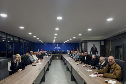 Toplantı, şehit İlhan Ongan için okunan Fatiha ile başladı