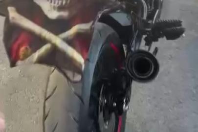 Trafik kurallarını ihlal eden motosikletlinin ehliyeti daimi olarak iptal edildi