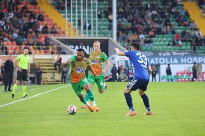 Trendyol Süper Lig: Alanyaspor: 1 - Kasımpaşa: 0 (İlk yarı)