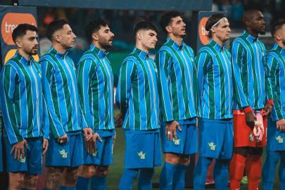 Trendyol Süper Lig: Çaykur Rizespor: 2 - Fenerbahçe: 0 (Maç devam ediyor)