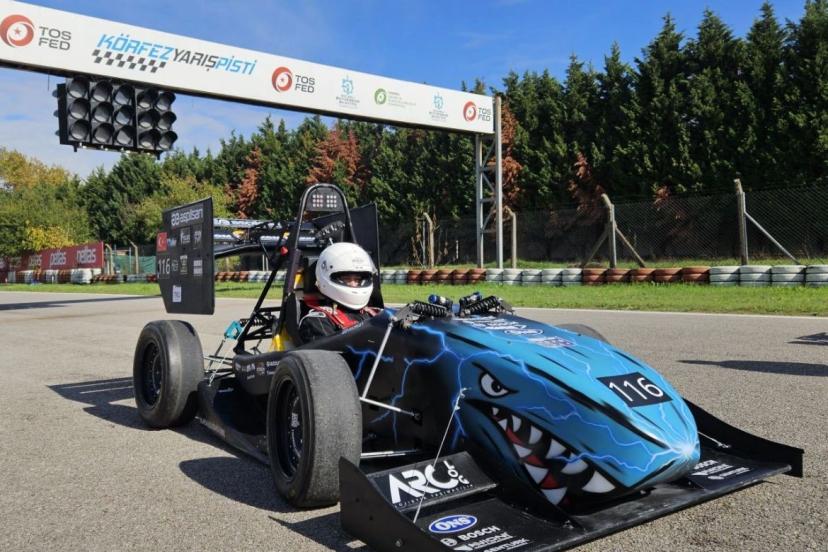 Uludağ Üniversitesi, ilk elektrikli formula aracını OTTOSEM Zirvesi’nde tanıtacak