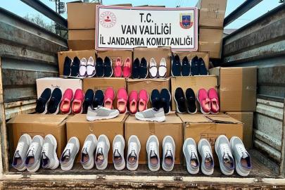 Van’da piyasa değeri yaklaşık 1 milyon 250 bin TL kaçak eşya ve malzeme ele geçirildi