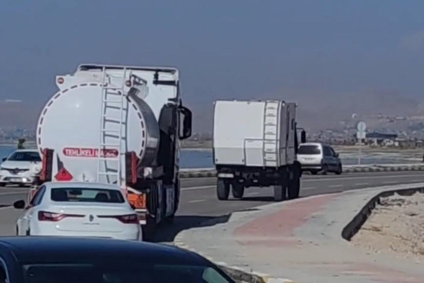 Van’da sahil yolu çökme tehlikesiyle karşı karşıya