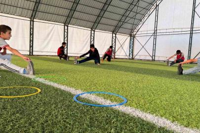 Varto’da futbol kursu sürüyor