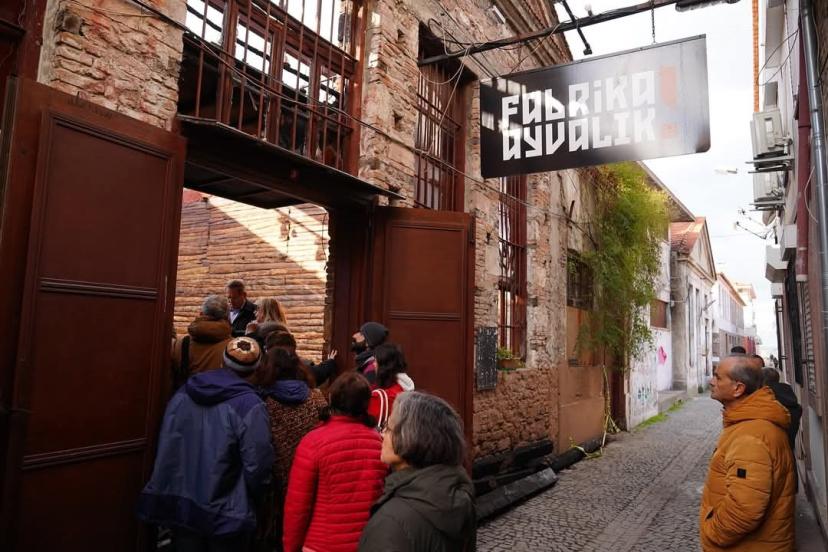 Yangında küle dönen sanatın merkezi Fabrika Ayvalık’a, AB desteği geldi