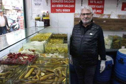 Yarım asırlık turşucudan iddialı çıkış: "Turşu suyu içen grip olursa masrafları benden"