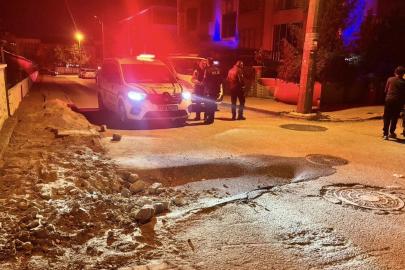 Yeni asfaltlanan bölümde göçük oluştu