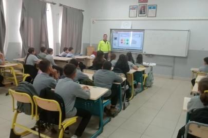 Yenipazar’da öğrencilere trafik eğitimi verildi