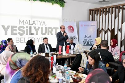 Yeşilyurt Belediyesi’nin ev sahipliği yaptığı ‘Aile Mentörlüğü’ eğitim programı tamamlandı