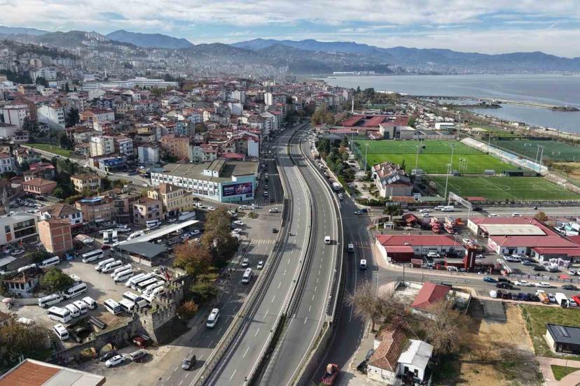 Yıllarca yıkılması çok tartışıldı şimdi bakanlık raporu bekleniyor