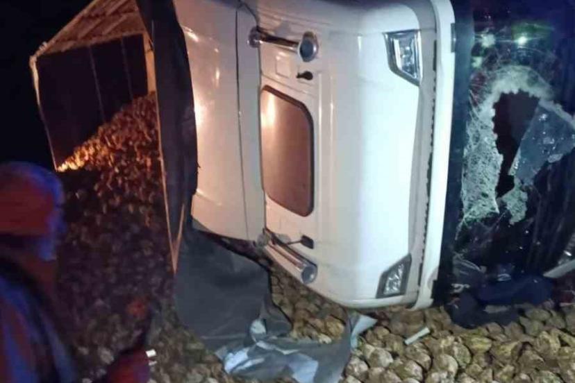 Yozgat’ta kontrolden çıkan tır devrildi: 1 ölü